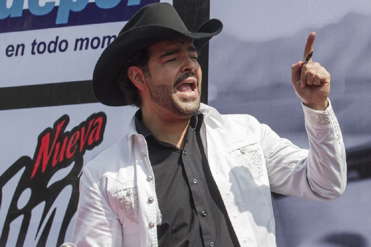 Pablo Montero agrede y amenaza a reportera de "Ventaneando" 2 pablo montero maduro 094106