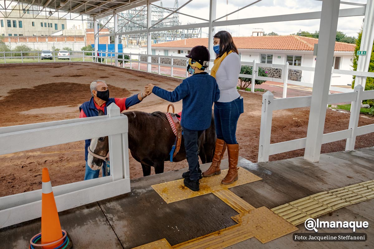 CMERI equinoterapia Puebla 2
