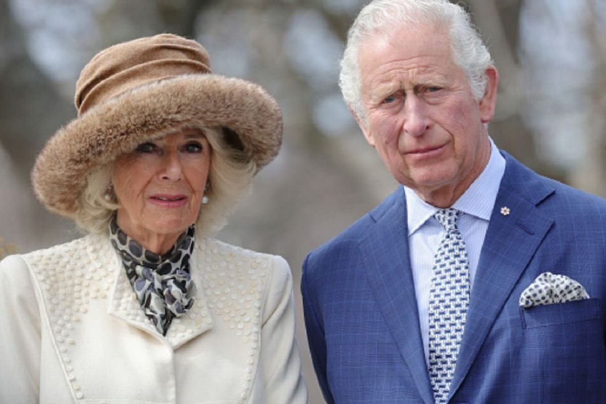 Esta es la vergonzosa conversación de Carlos III y Camilla Parker que no veremos en The Crown 4 Carlos III y Camilla Parker 1