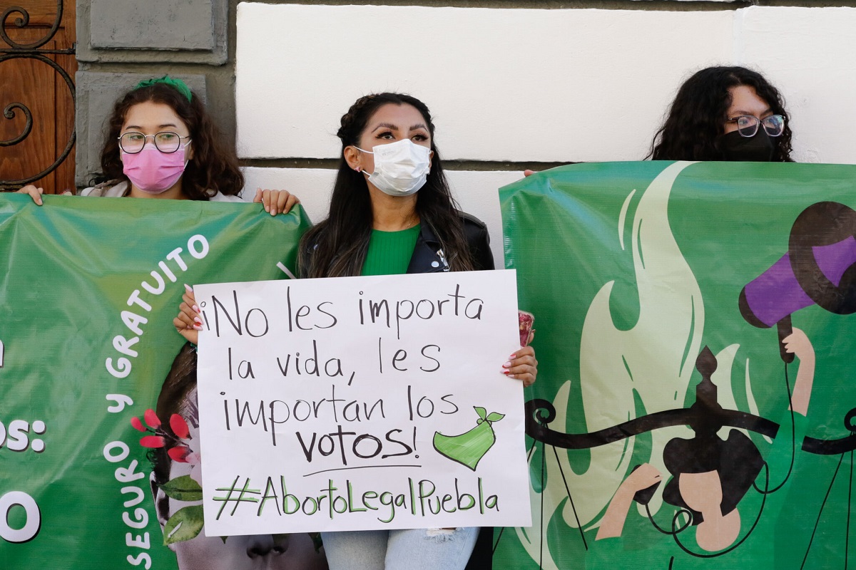 Feministas exigen despenalización del aborto; diputado dice que Congreso no está obligado 3 Congreso 6