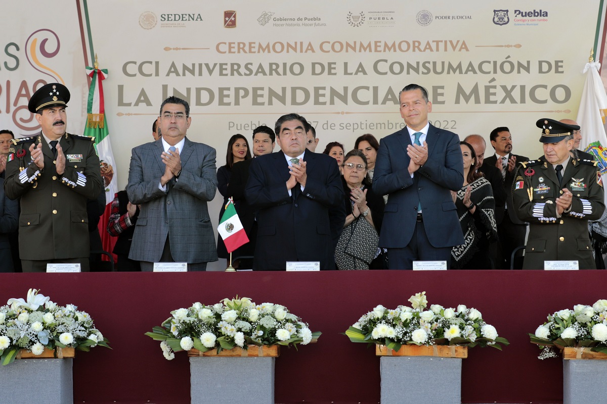 Conmemora Puebla 201 Aniversario de la Consumación de la Independencia; MBH preside ceremonia 2 Miguel Barbosa 3