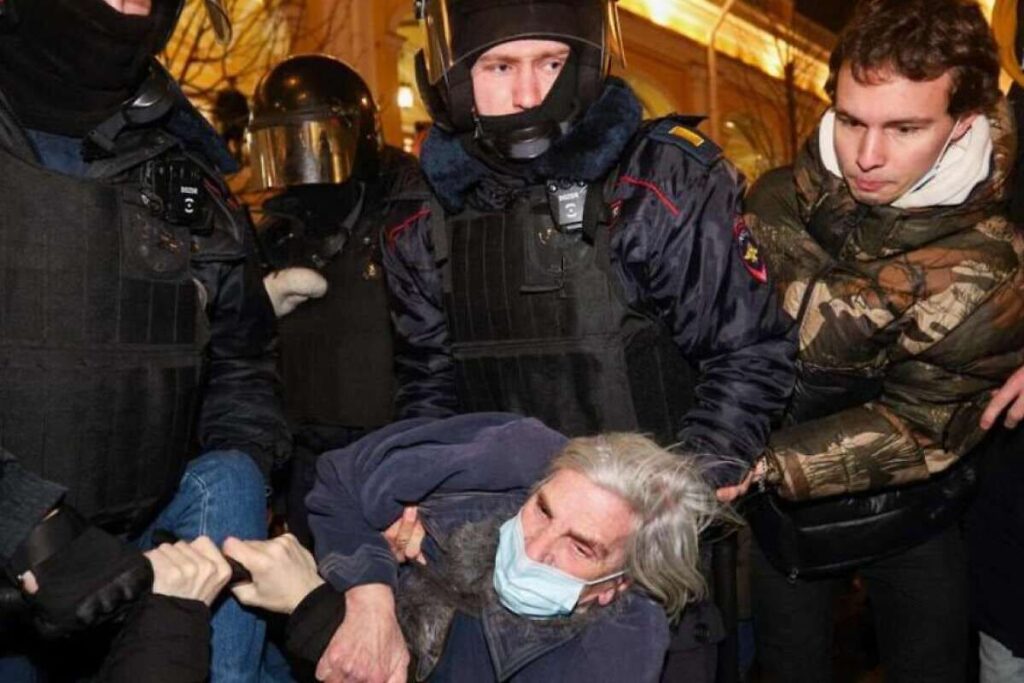 Protesta contra movilizacion militar