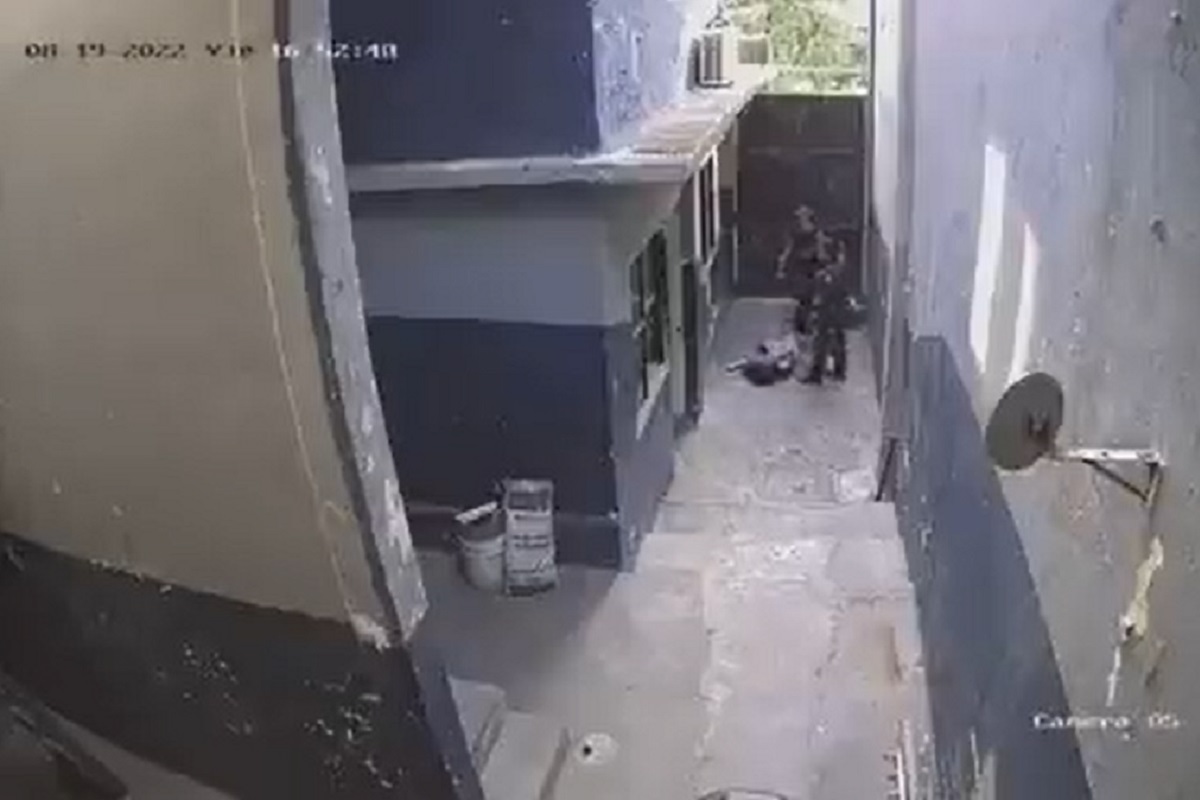 Revelan VIDEO en el que policías golpean a Abigail antes de ser hallada muerta en la cárcel de Oaxaca 2 abigail