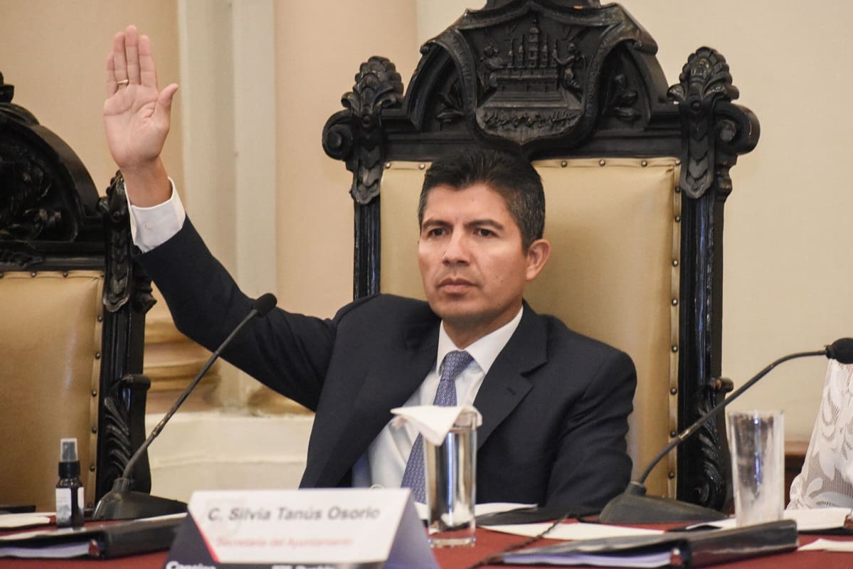 Aprueban gasto del Ayuntamiento de Puebla por 2.6 mil millones de pesos de enero a julio 2 eduardo rivera estados financieros