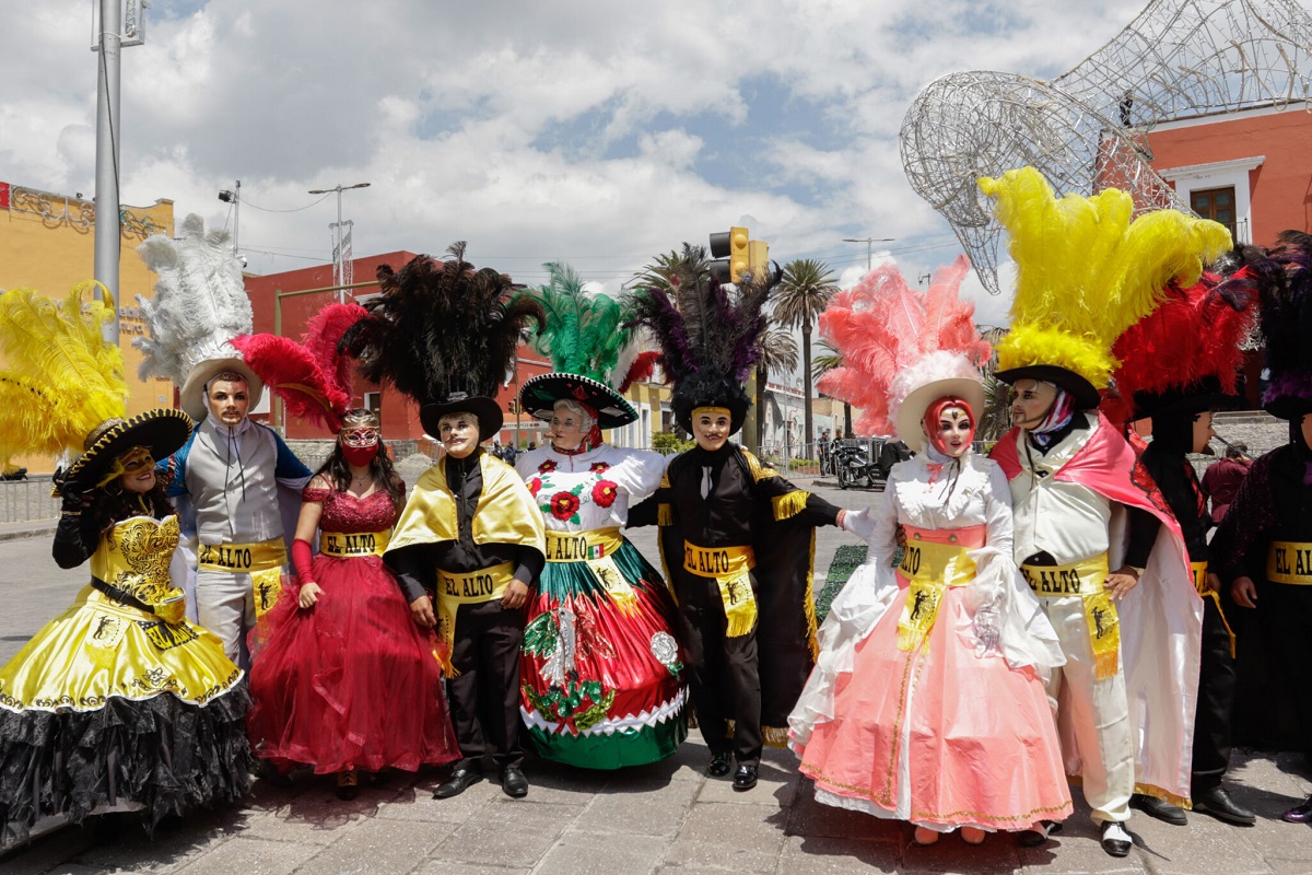 Con mariachi y huehues, Barbosa inaugura remodelación del mercado de El Alto 6 el alto inauguracion 3
