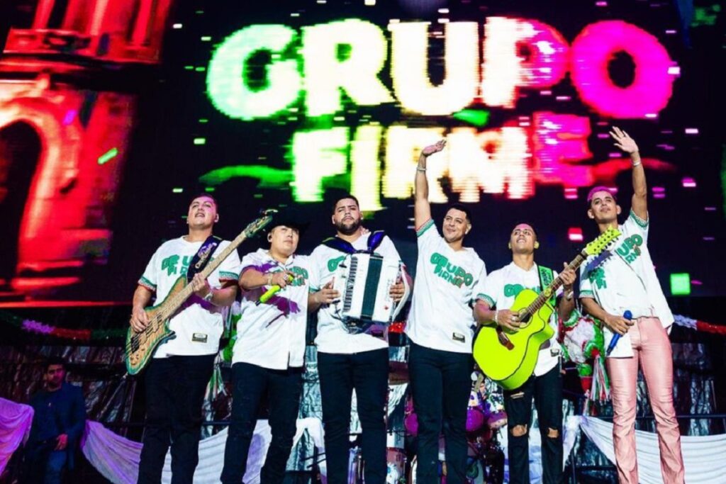 grupo firme en el hermanos serdan de puebla
