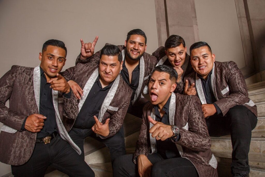 grupo firme