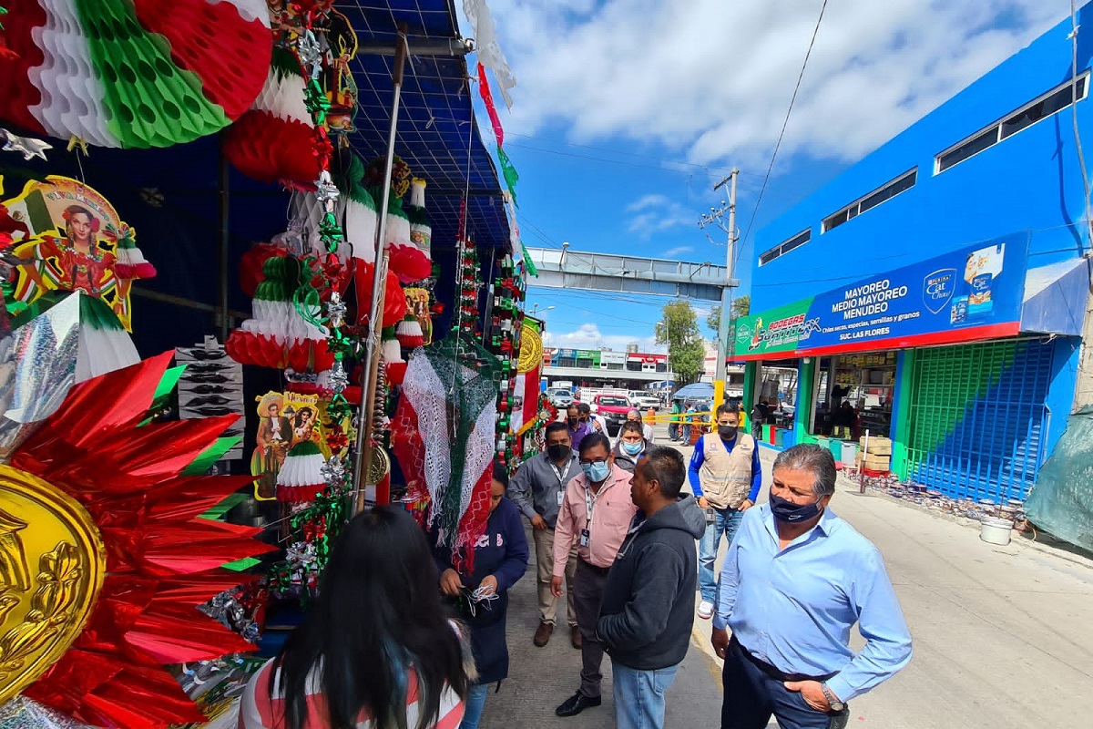 Ayuntamiento de Puebla retira 15 kilos de pirotecnia en Central de Abasto 2 mercado