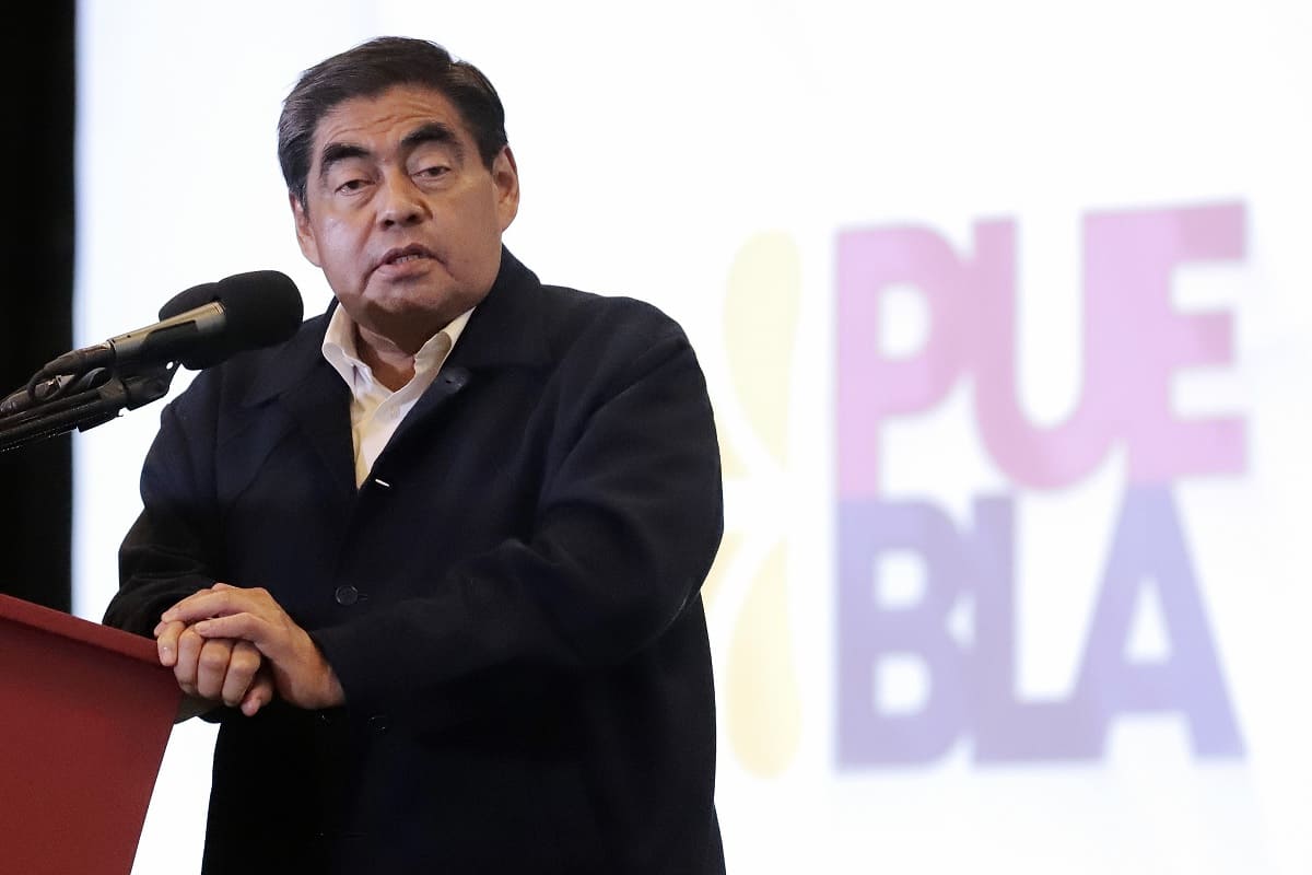 Recomienda Barbosa planeación en operativos de seguridad: “la venta de pirotecnia en el mercado Hidalgo es ilegal” 2 miguel barbosa operativos seguridad