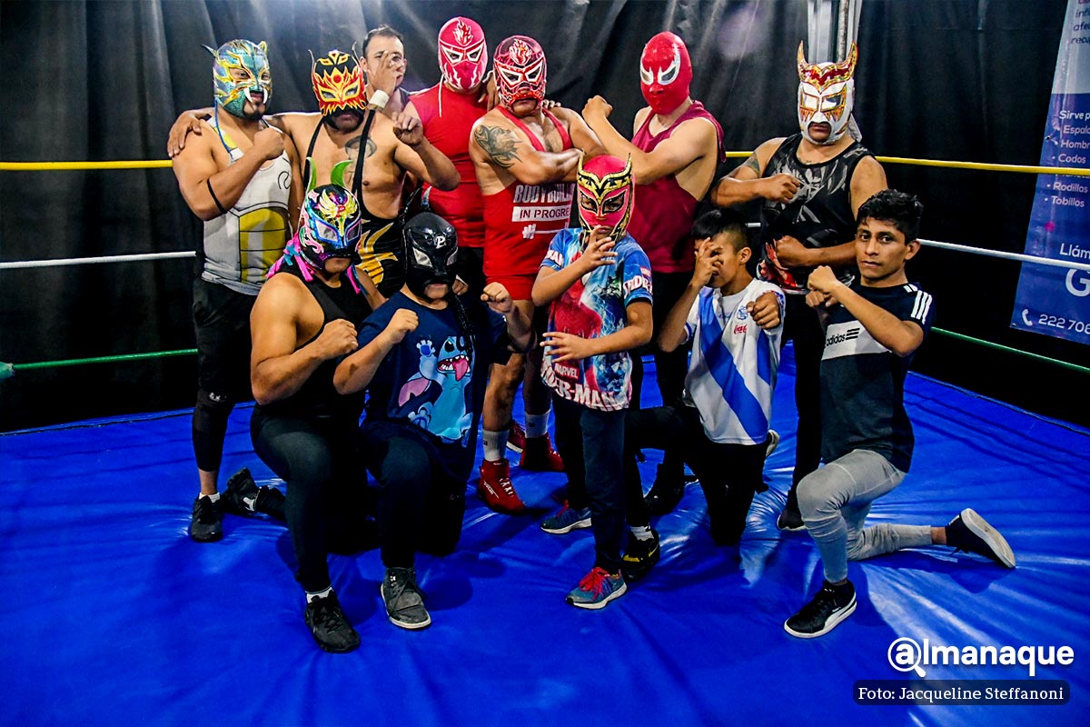 pegasso policia municipal luchador 12