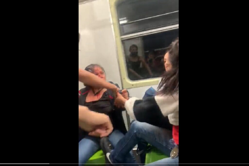 pelea metro