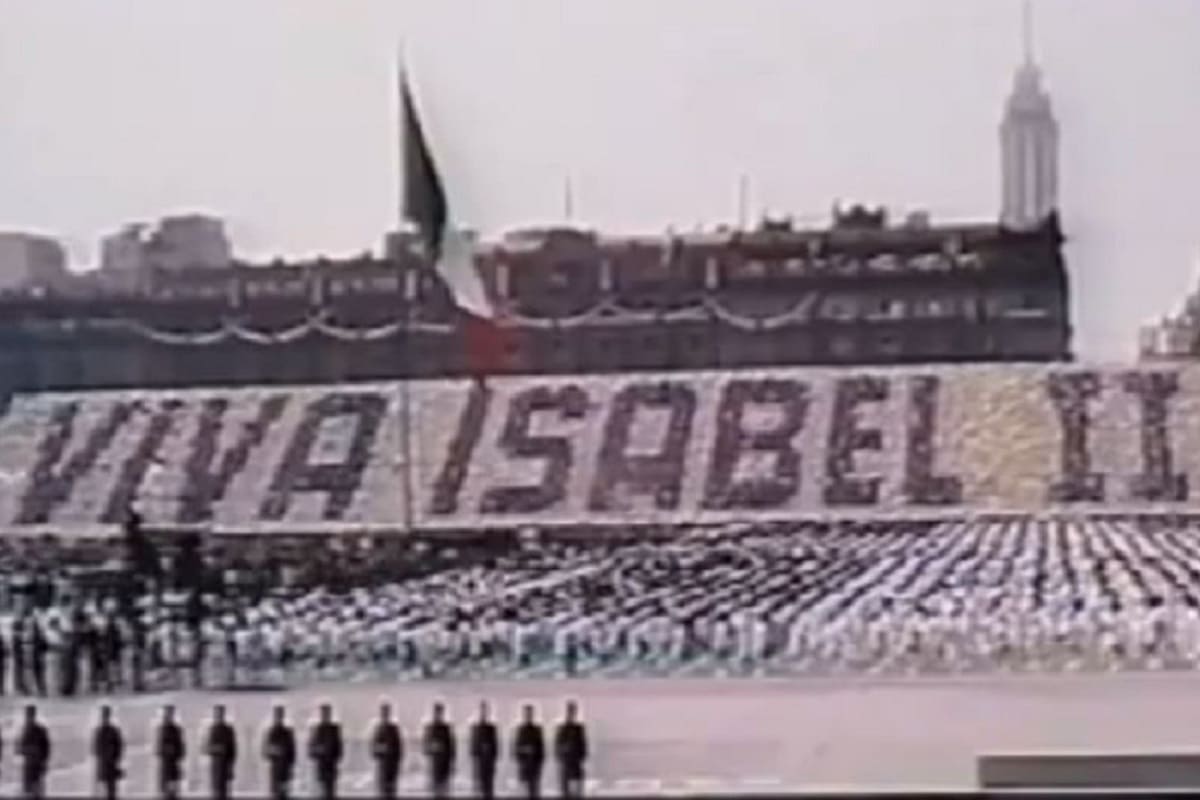 reina isabel II en Mexico 1