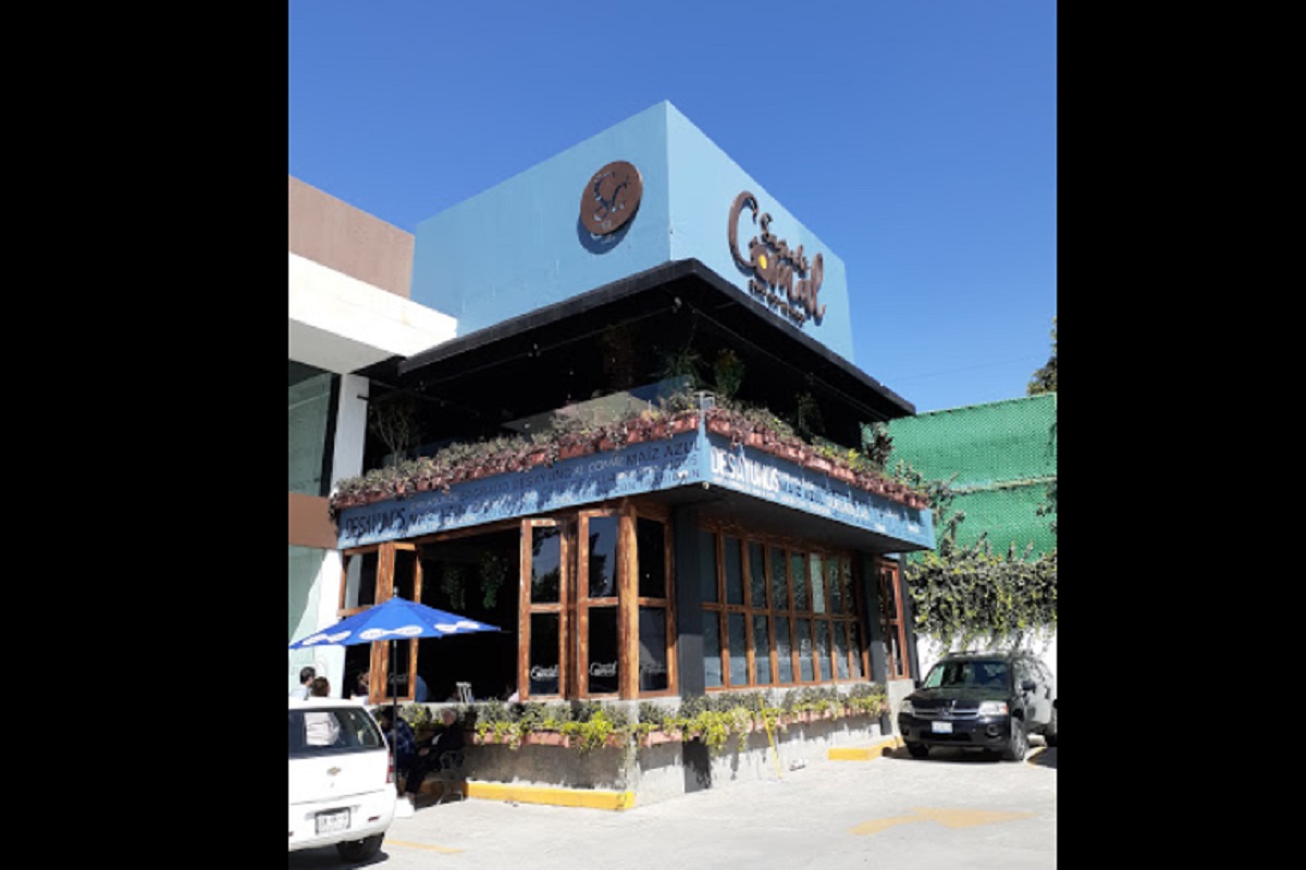 Hombre se quita la vida al colgarse de la reja de un restaurante en la colonia Gabriel Pastor 2 sagrado comal