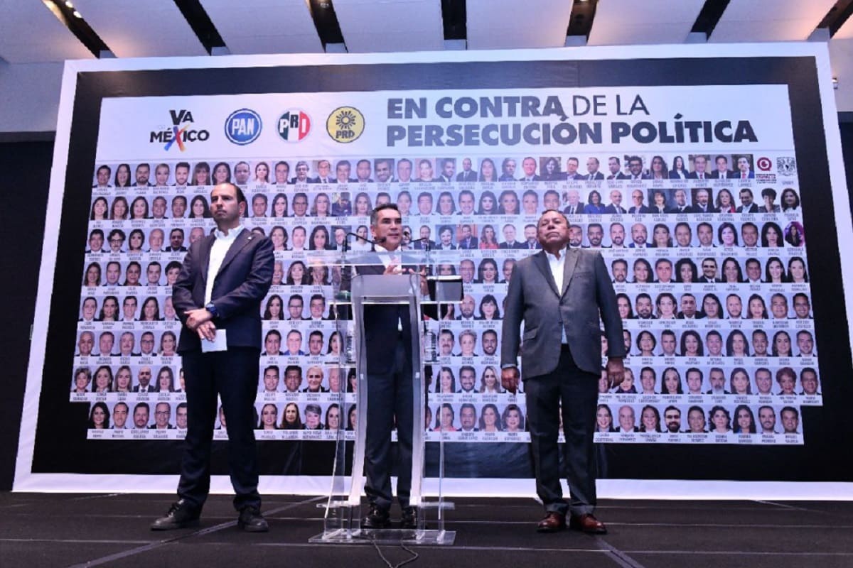 Anuncian PAN y PRD la suspensión temporal de la alianza "Va por México" con el PRI 4 va por mexico 1