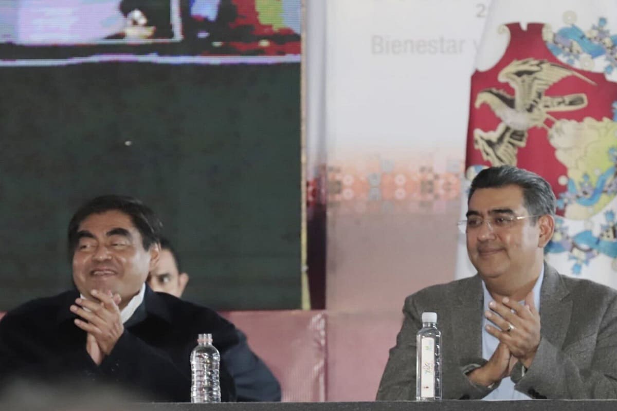 Barbosa reconoce el trabajo de Sergio Salomón: “está comprometido con Tepeaca y su estado” 2 Barbosa y Sergio Salomon