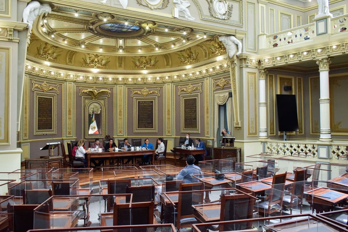 Avanza en comisiones del Congreso suspensión vehicular en Puebla por emergencias ambientales 4 Comisiones del estado 1