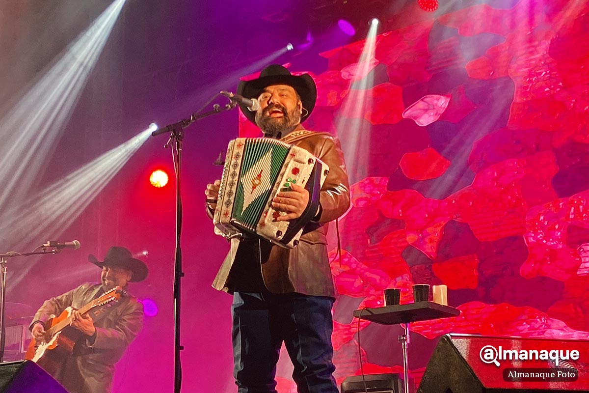 Ni una más: Intocable pide alto a los feminicidios en su concierto de Puebla 13 Concierto Intocable Puebla 2022 2