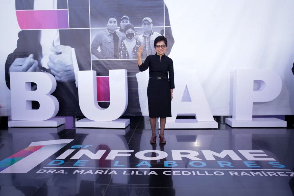 Lilia Cedillo datos primer informe de labores BUAP 1