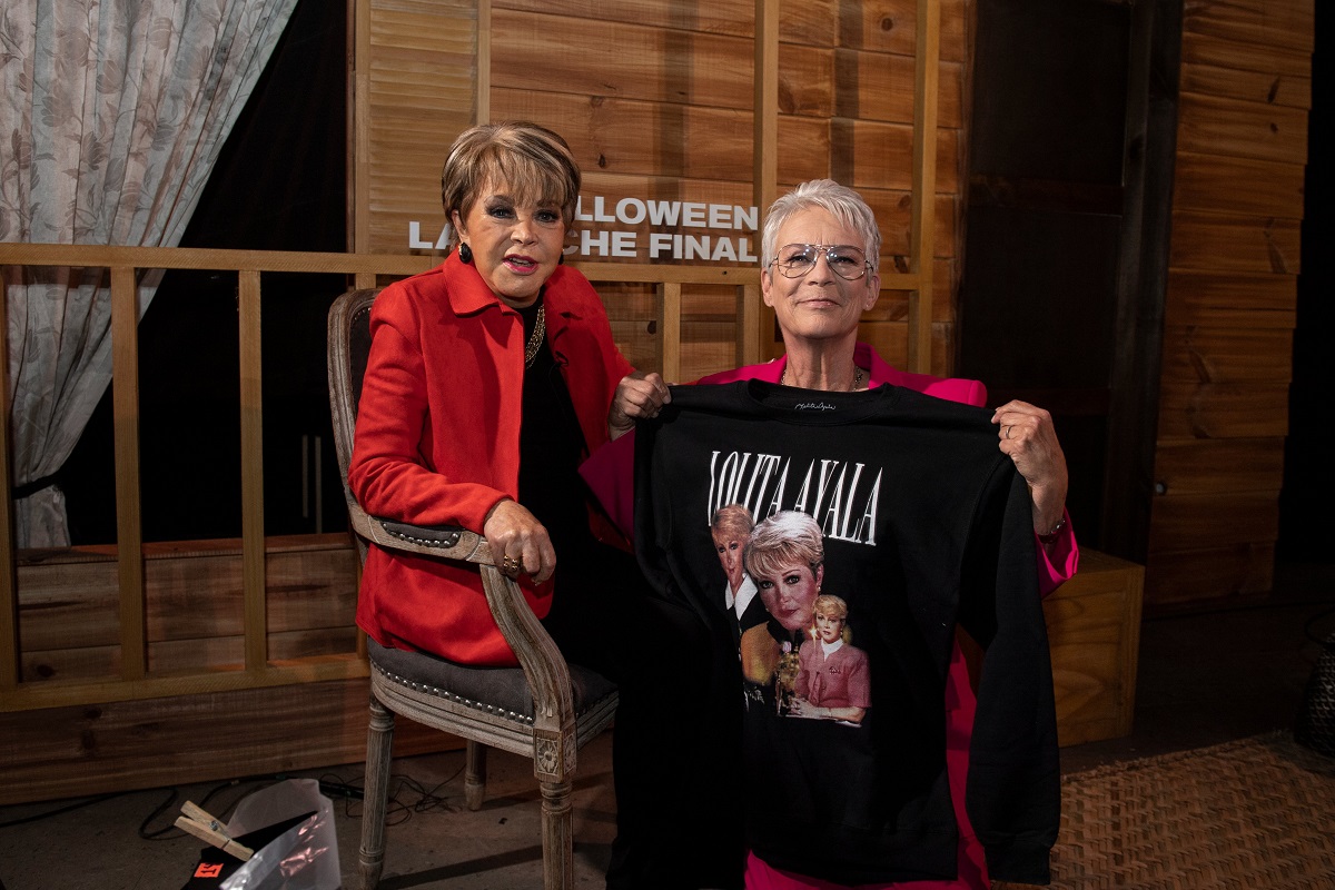 Icónico: Lolita Ayala entrevista a Jamie Lee Curtis y le regala sudadera con su cara 2 Lolila jamie