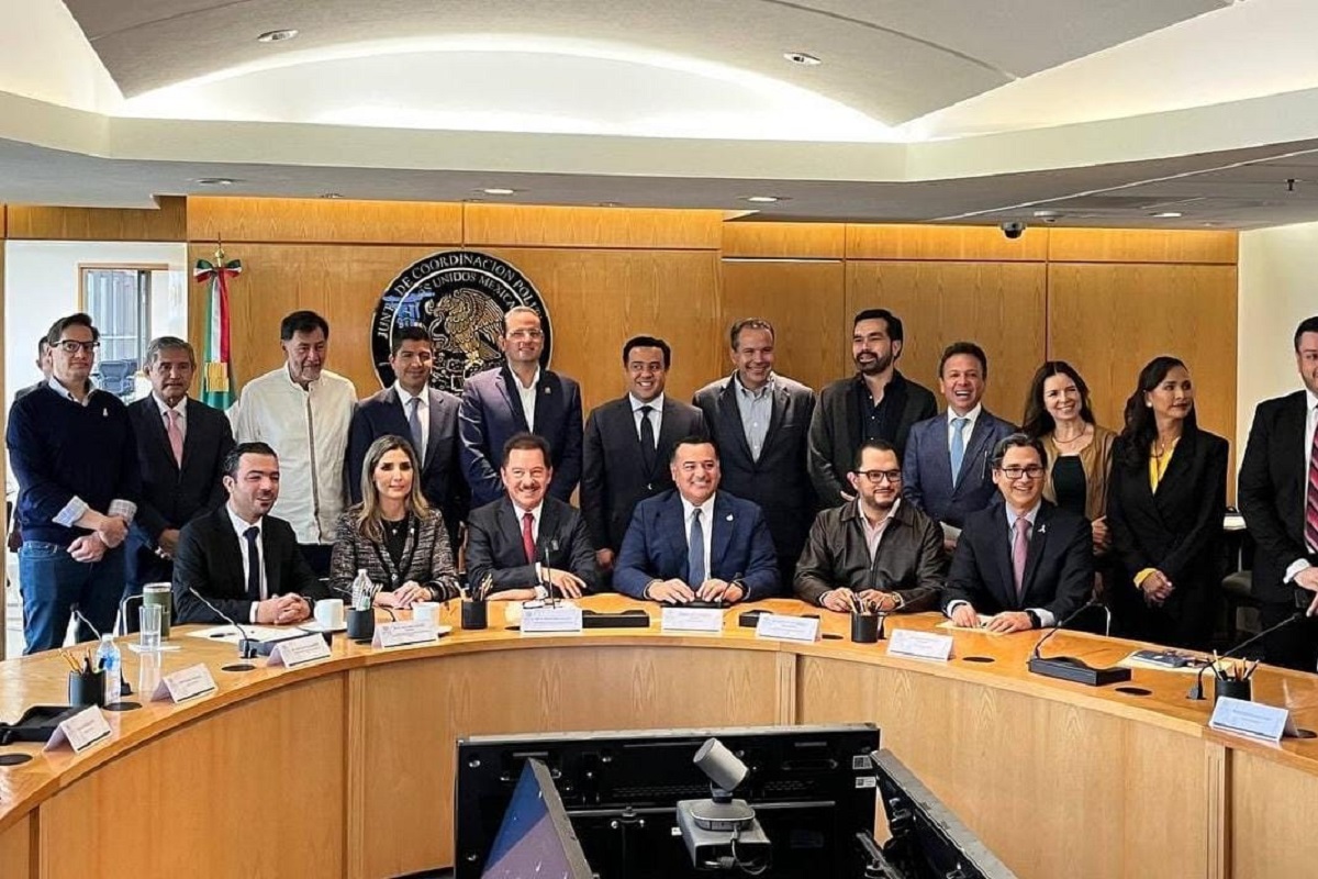 Sostiene Eduardo Rivera reuniones con diputados federales por más recursos para Puebla 2 alcaldes