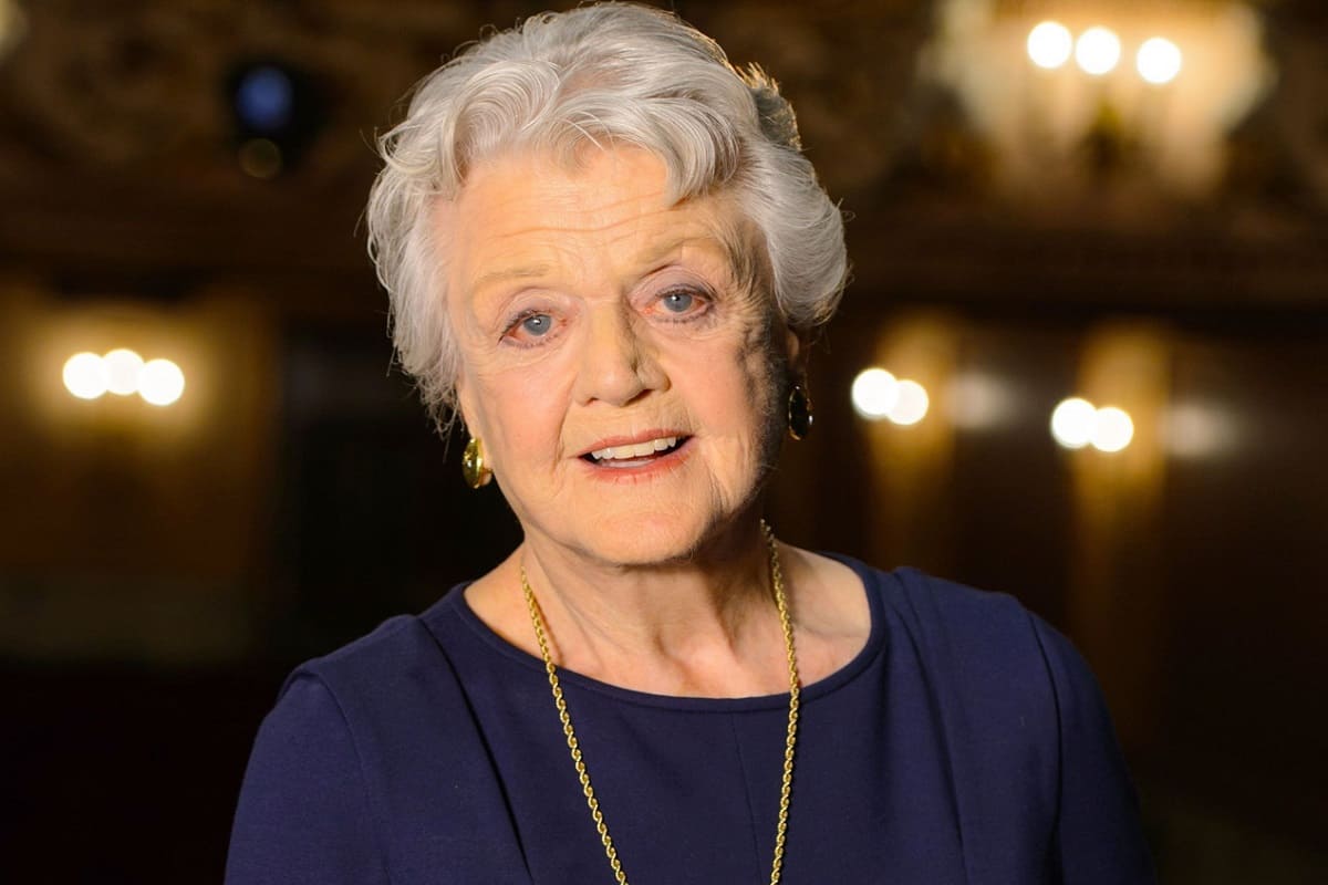Muere Angela Lansbury, actriz de la serie "Se ha escrito un crimen" a sus 96 años 6 angela lansbury 1