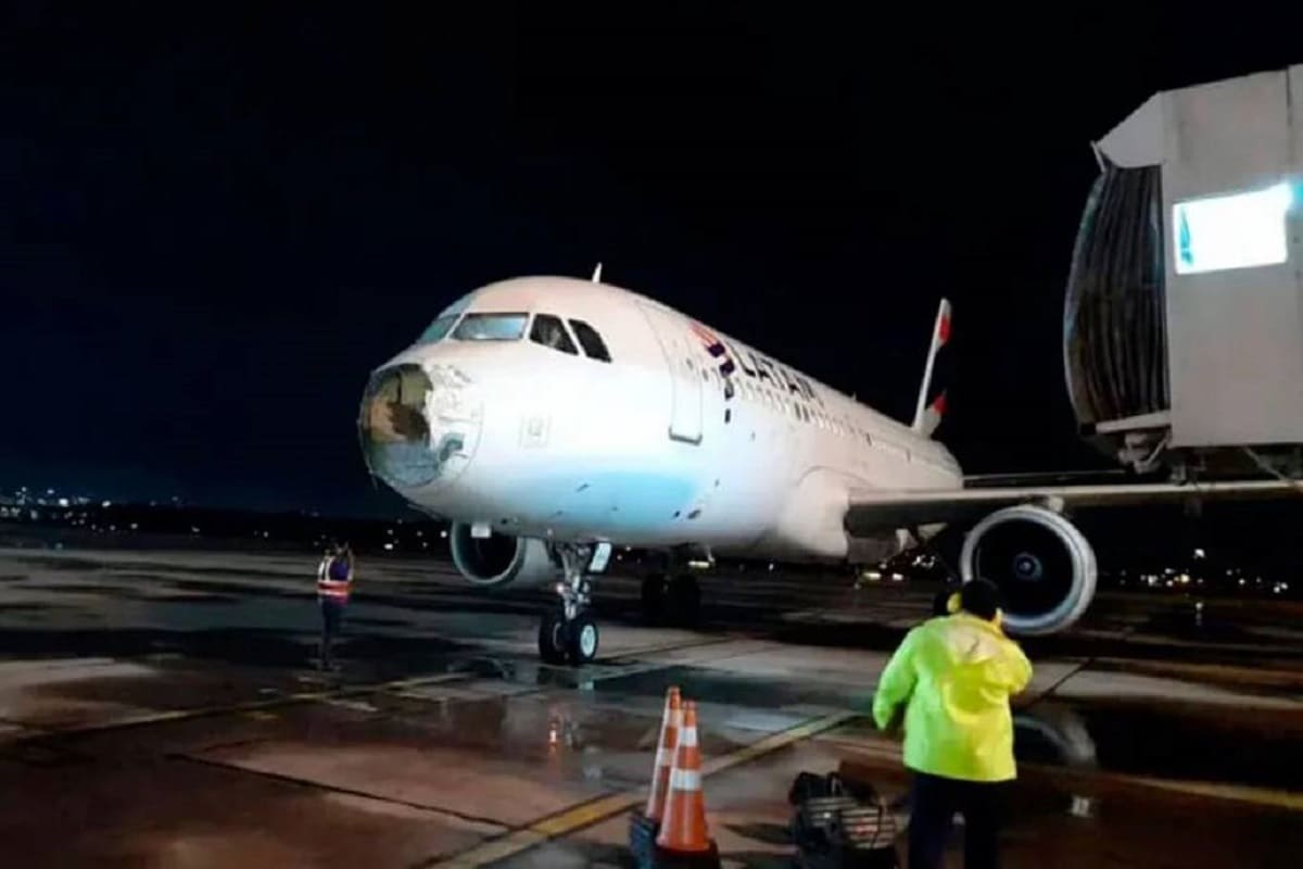 De terror: Tormenta sorprende a un avión de camino a Paraguay (VIDEO) 4 avion de Paraguay 1