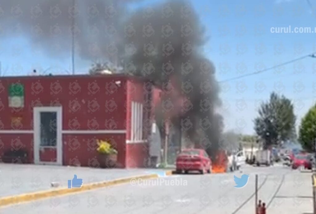 calpan queman patrulla