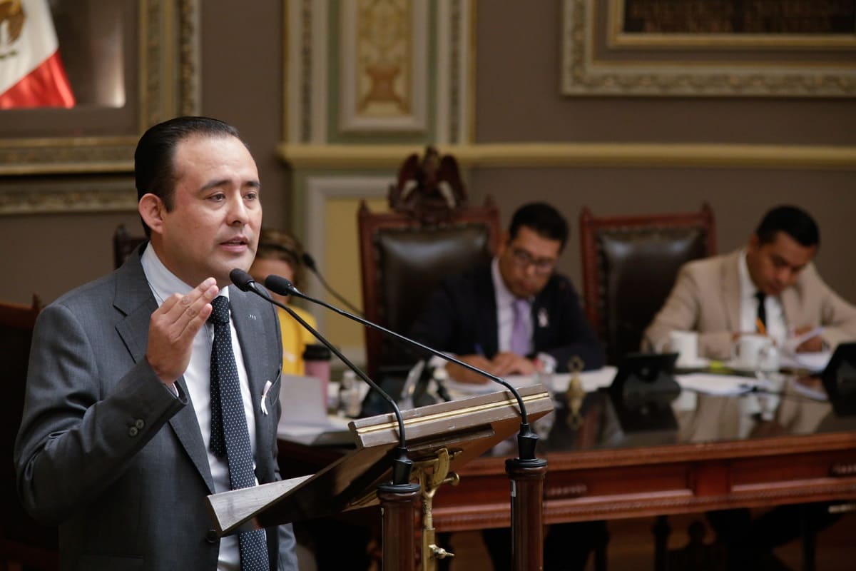 eduardo castillo diputado puebla