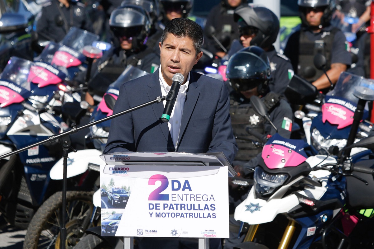 Pide alcalde de Puebla no juzgar mal a todos los policías: “sé de su trabajo” 3 lalo rivera patrullas