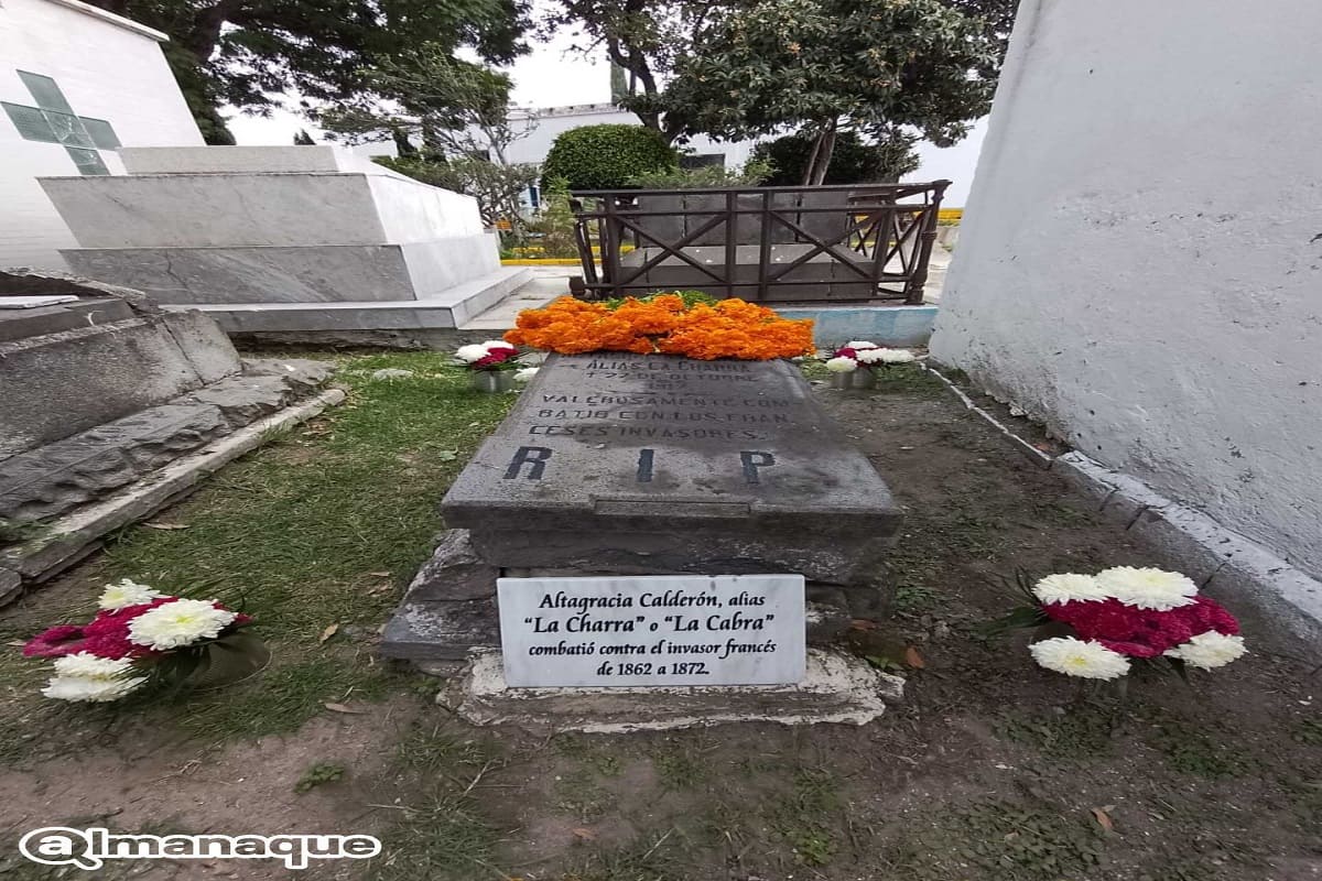 lapida Altagracia Calderon 1