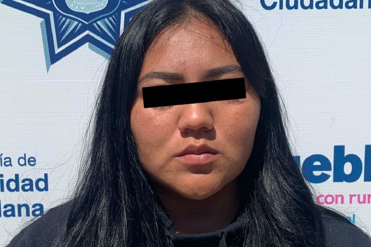 Fue detenida la líder de una célula delictiva presuntamente dedicada al robo: Policía Municipal de Puebla 2 mujer detenida 2 1