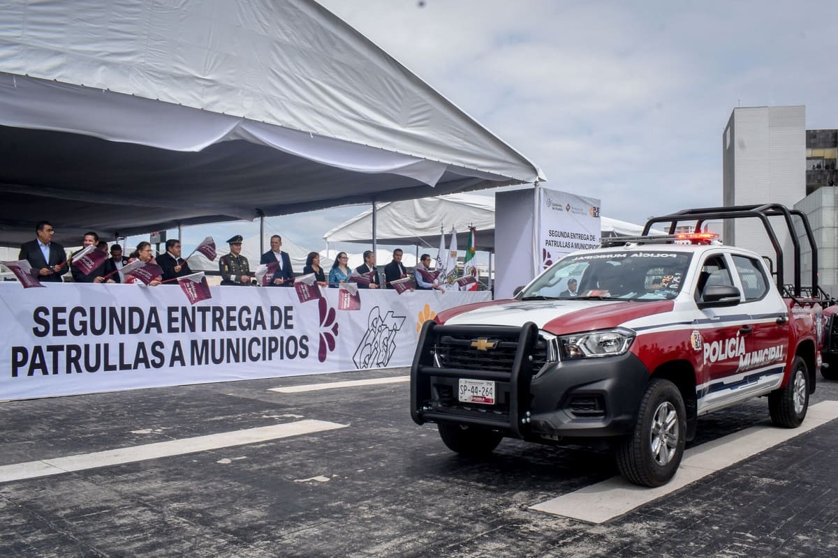 “No vamos a regatear en seguridad”: Barbosa entrega 200 patrullas a municipios 5 patrullas 3