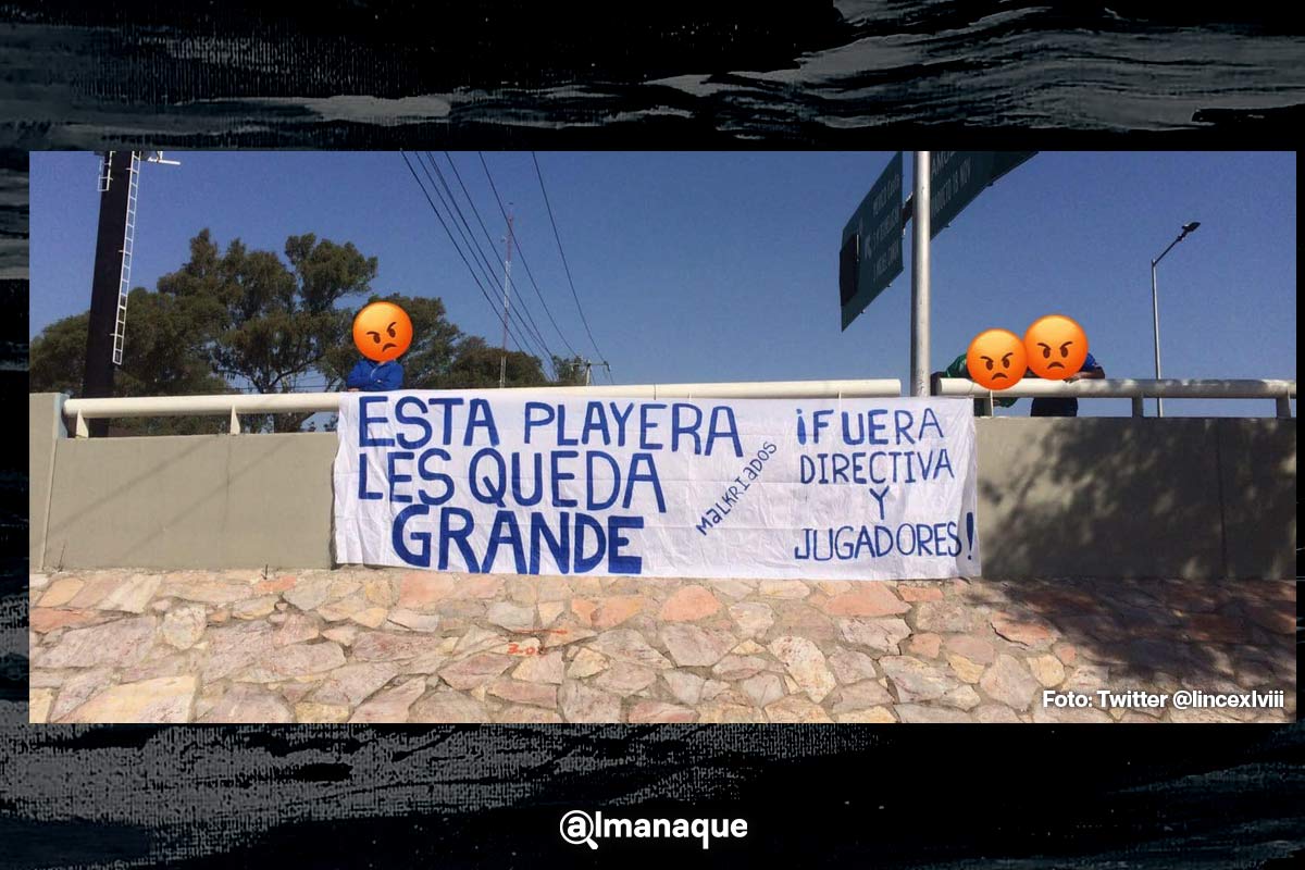Porra del Puebla coloca manta en el Cuauhtémoc: “esta playera les queda grande” 2 portada porra puebla