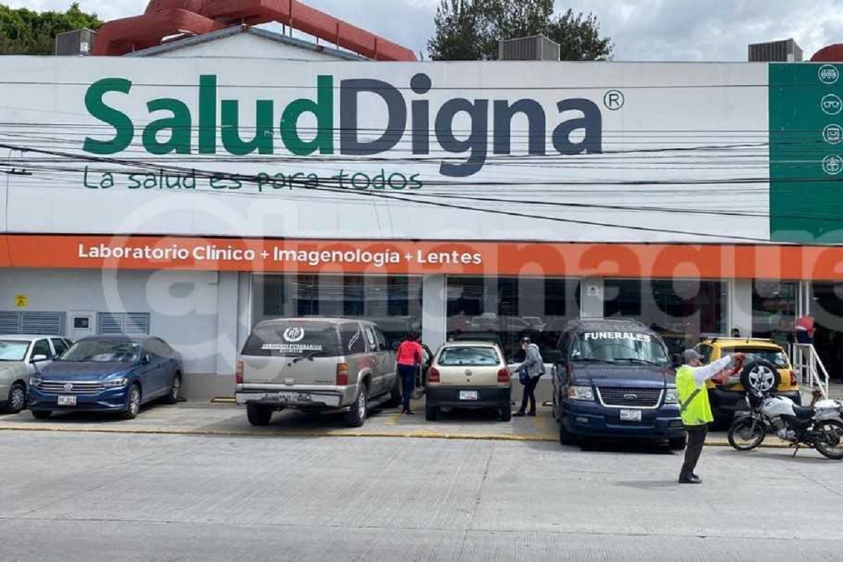 Por causas naturales, muere un hombre en los laboratorios Salud Digna de Xilotzingo 2 salud digna
