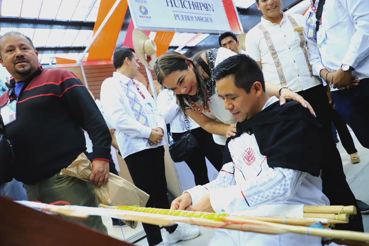 Promueve Turismo atractivos en Tianguis Nacional de Pueblos Mágicos 14 tianguis 1