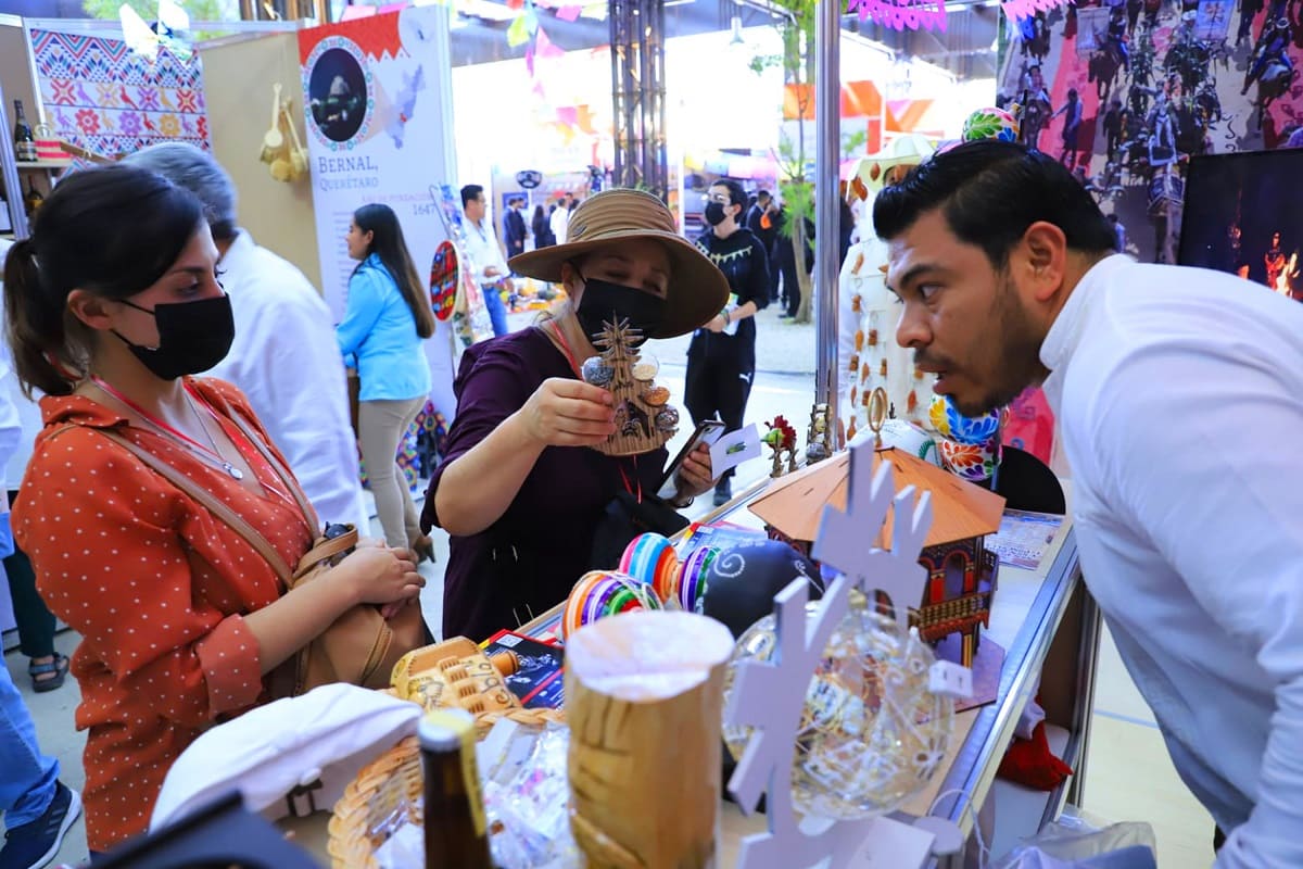 Promueve Turismo atractivos en Tianguis Nacional de Pueblos Mágicos 13 tianguis turismo 1
