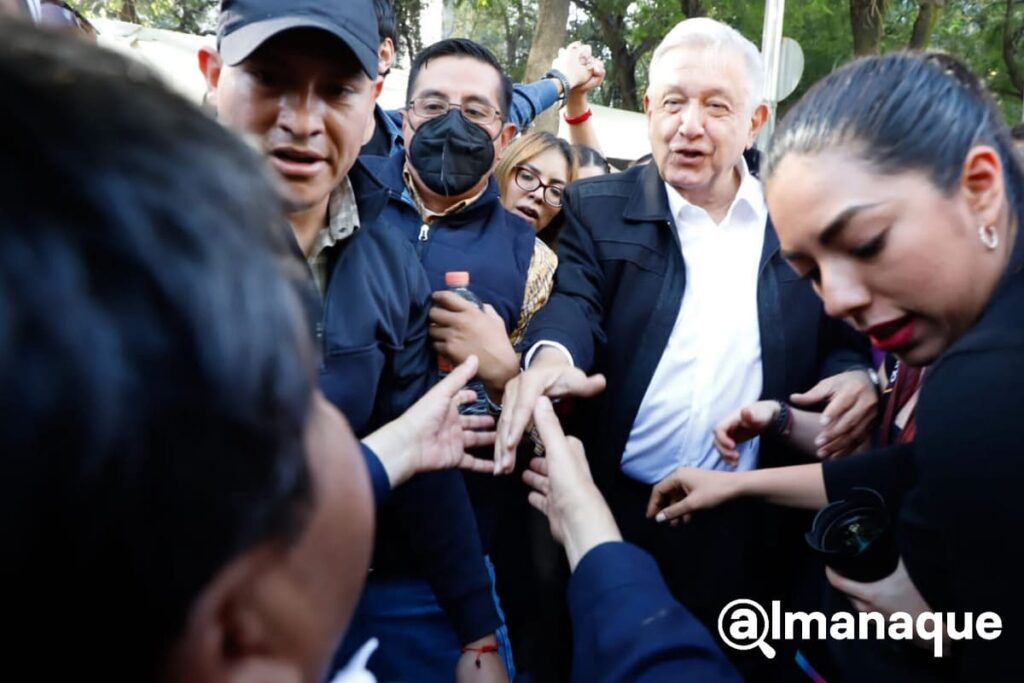 Barbosa y AMLO mega marcha cdmx 1