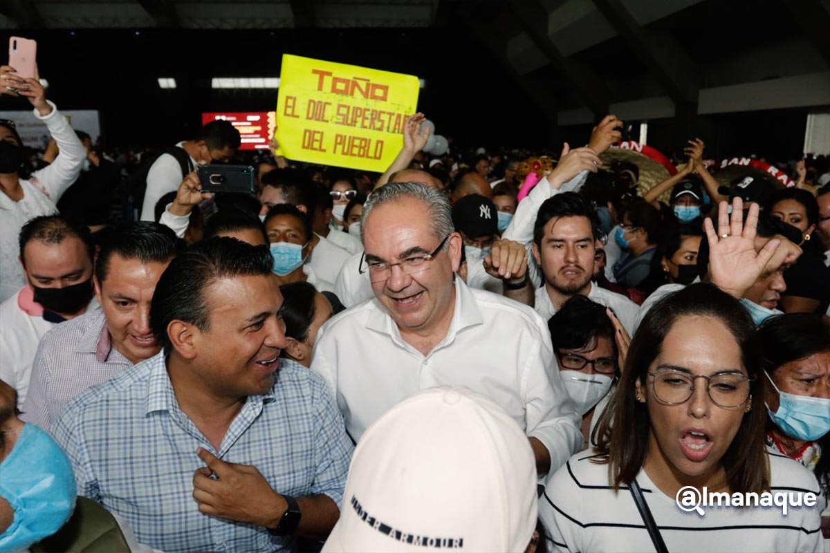 Dr Antonio Martinez Puebla 2