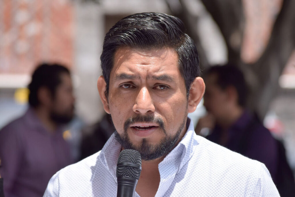 Edson Cortes director del conalep puebla 1