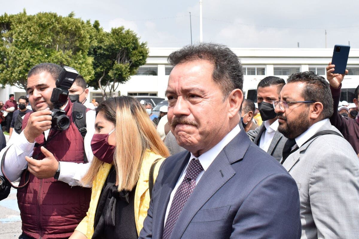 Ignacio Mier lleva tres años promocionándose, pero no junta ni 20 personas: Barbosa 3 Ignacio Mier no junta 20 personas Barbosa 1 1