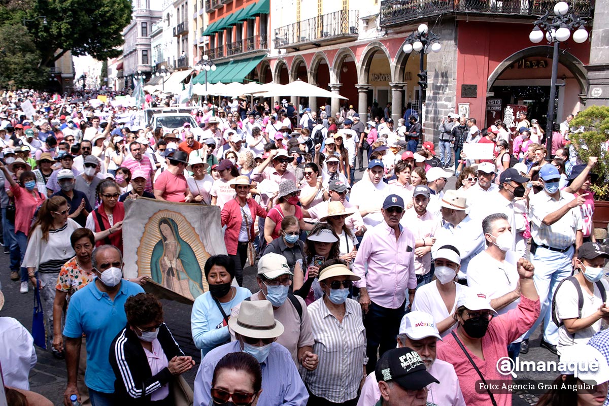 FOTOS: Convierten marcha en defensa del INE en protesta contra AMLO en Puebla 10 Marcha INE Puebla 15