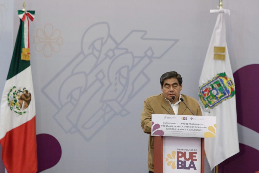 Miguel Barbosa relleno Calpan