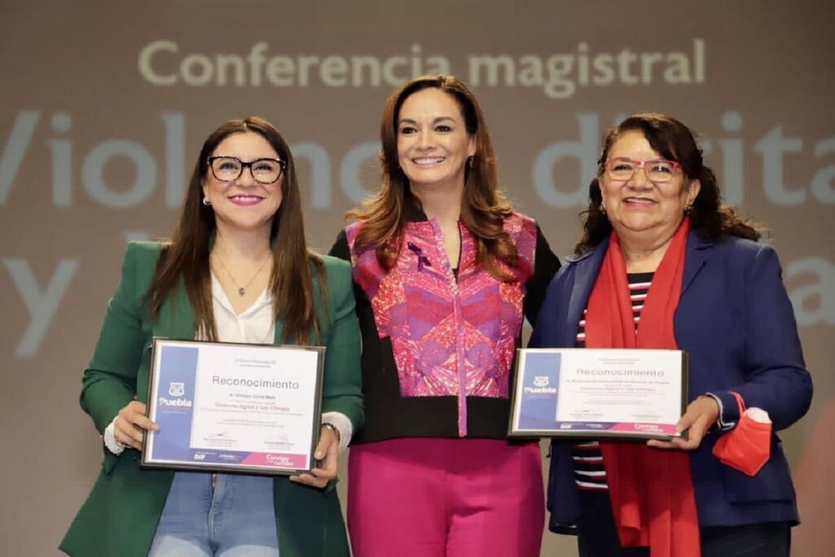 SMDIF de Puebla, BUAP y Olimpia Coral suman esfuerzos contra violencia digital 3 Olimpia Coral 1