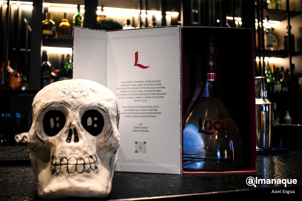 Terraza Royalty Hook Black Puebla 3