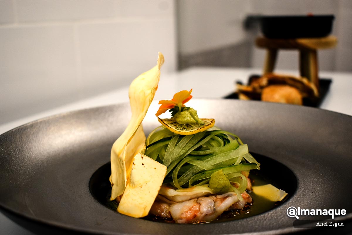 Terraza Royalty Hook Black Puebla 5