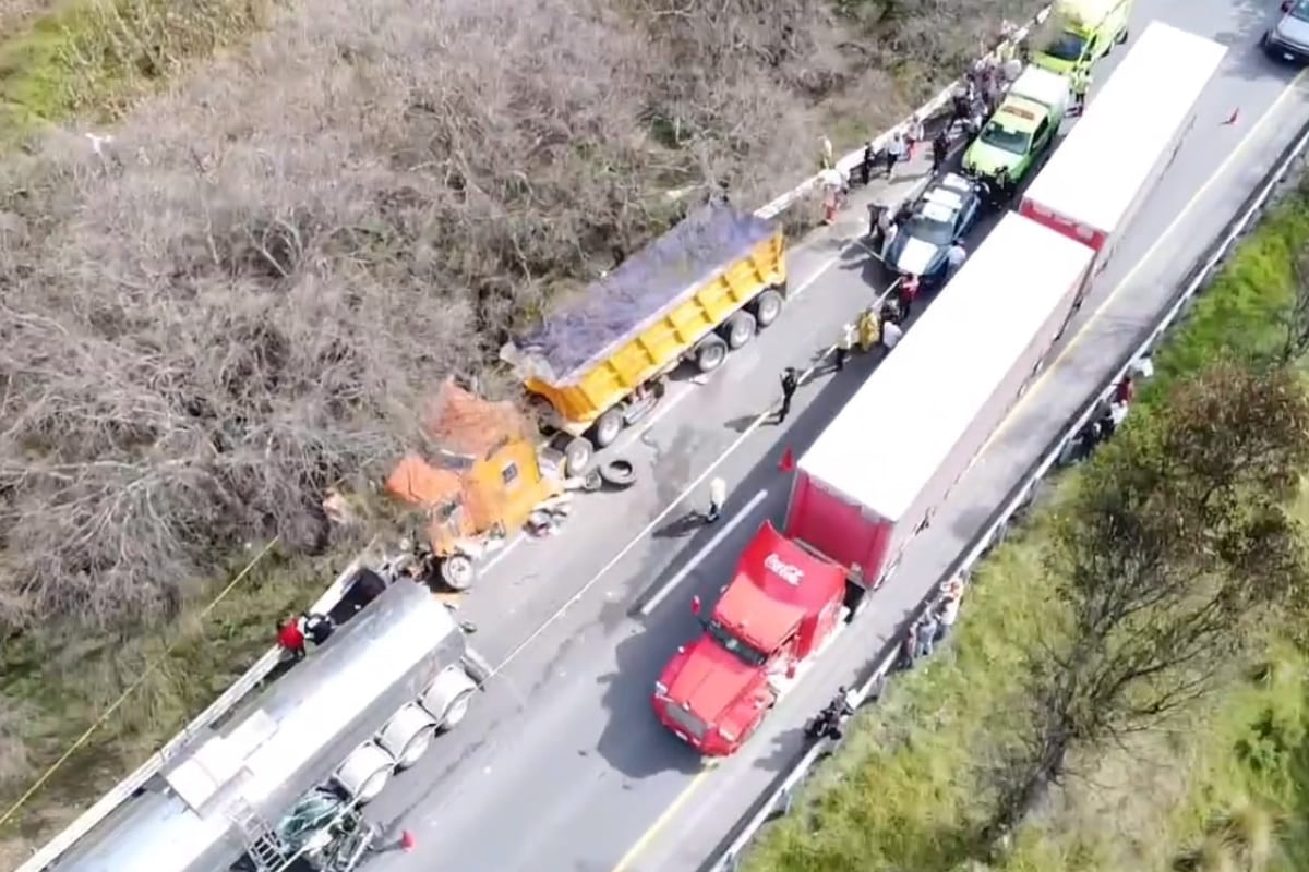 Accidente en autopista Toluca – Atlacomulco deja 3 muertos y 6 lesionados 2 accidente 1