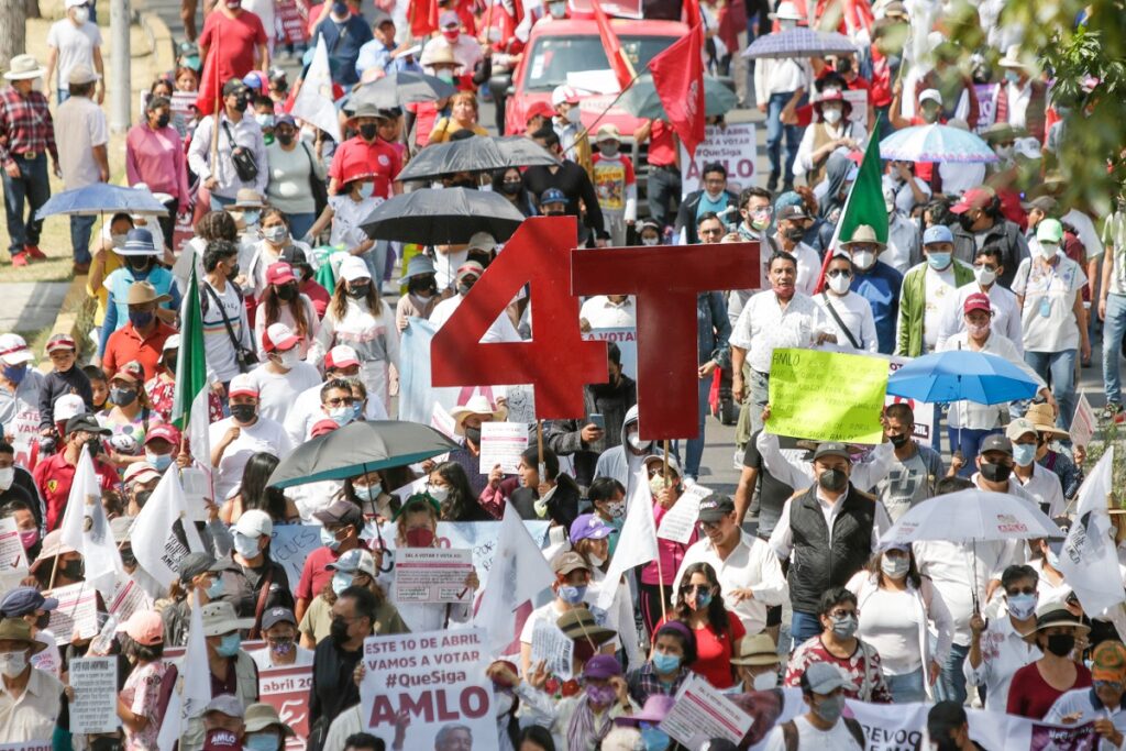 amlo convoca a marcha 4t