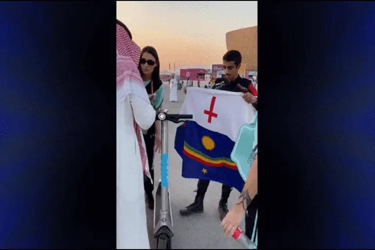 El VIDEO del momento en el que qataríes confunden bandera de Pernambuco con LGBT 2 bandera de pernambuco