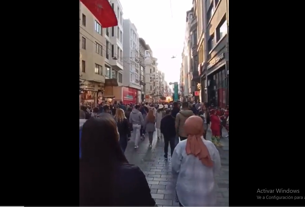 VIDEO: Explosión en calle peatonal de Estambul deja seis muertos y 53 heridos 2 explosion estambul