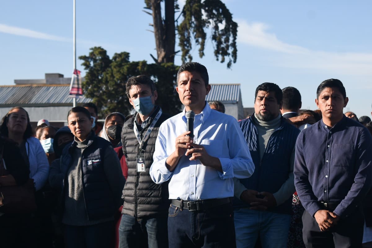 Ambulantes se esconden en negocios establecidos del Centro de Puebla para evitar ser detenidos 2 lalo rivera alcalde de Puebla